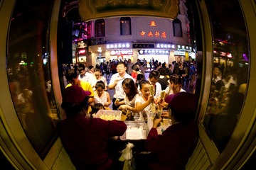 争先恐后