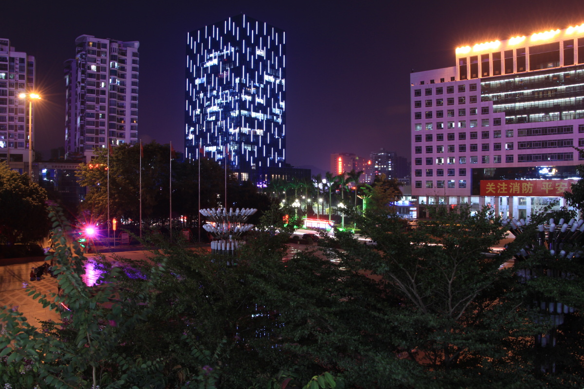 新布吉 新气象 新生活