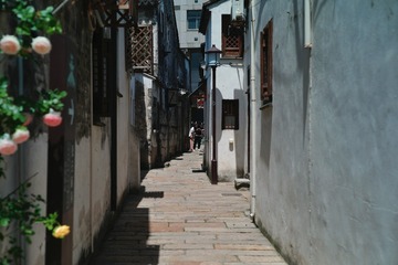 B0AB88DD-5849-40EF-B181-8A316D3F4BB4/L0/001