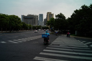 B7A81DF7-ED99-43F8-9822-09F72443FB3D/L0/001