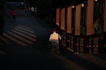 BBDB0977-CD20-42DB-9E4B-5AC9CA26FAF9/L0/001