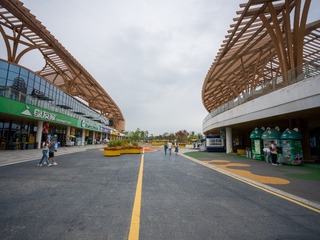 FB0E28C1-08F0-418F-B180-C208F798CDCA/L0/001