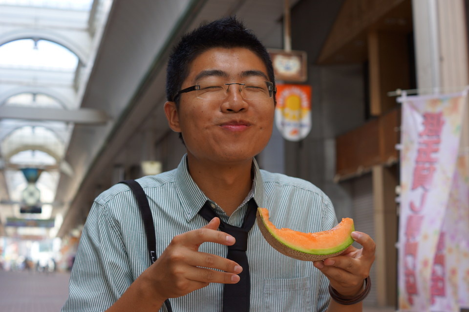 旅途中的微笑——贤惠旅行吃瓜记 - 吉木瑞树 - 图虫网 - 最好的摄影