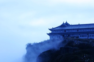 峨嵋银顶.jpg