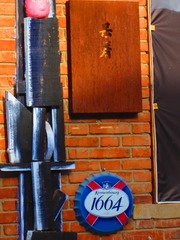 215869