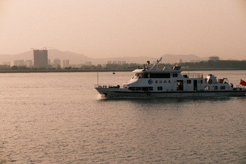 47C1EA60-8318-4F40-AAEB-B2B0DB356903/L0/001