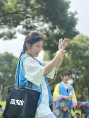 E9D1EB8D-94FD-44A3-BBCD-4AEEFF127D5F/L0/001
