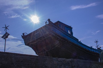 278403