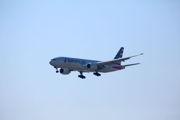 [AA][B777-223ER][N779AN][01]