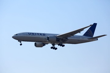 [UA][B777-222ER][N229UA][02]