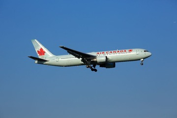 [AC][B767-333ER][C-GHLU][01]