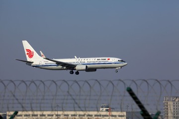 [CA][B737-89L][B-5583]
