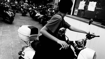 F949D25E-B80A-405E-8C53-BA30C4DB47BC/L0/001