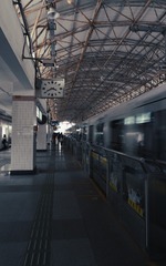 74370