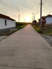 105208