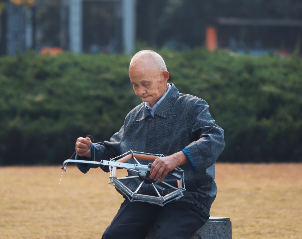 放风筝的老爷爷