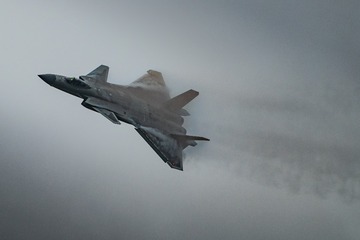60423
