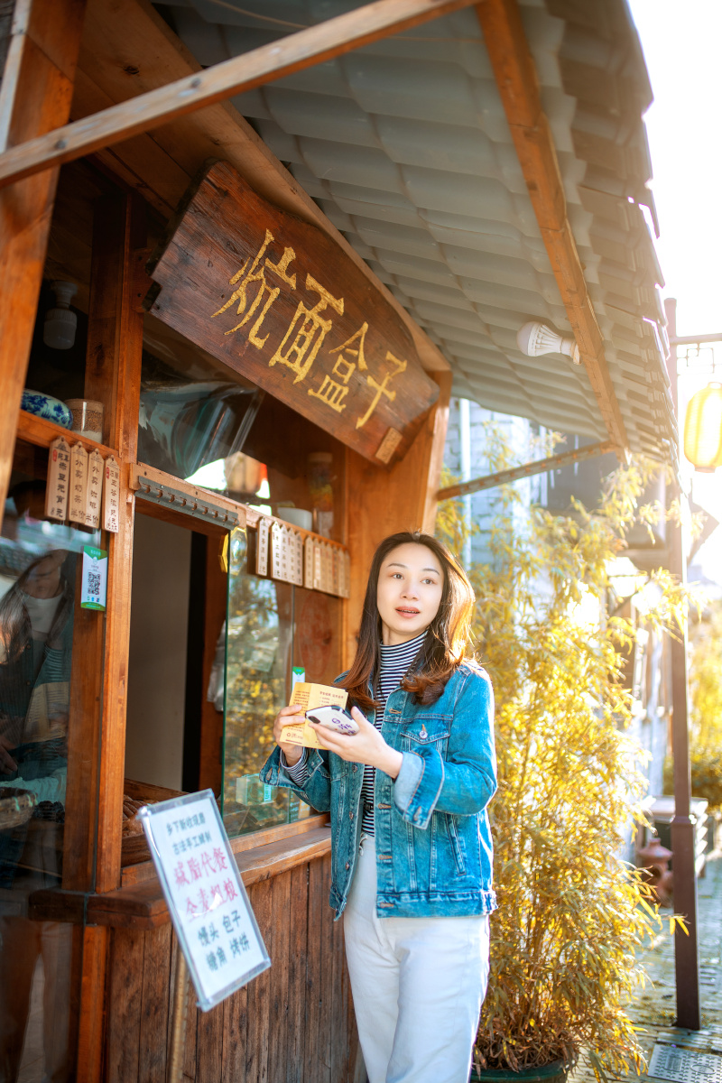 扫街偶遇朋友那就来组街拍吧