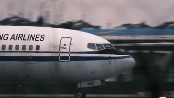 1000089261