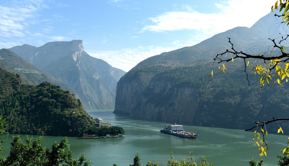 感受10元人民币背面的风光