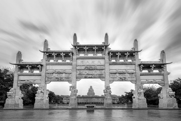402_843511