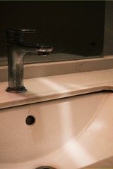253599