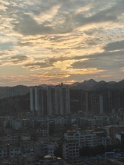 1000012744