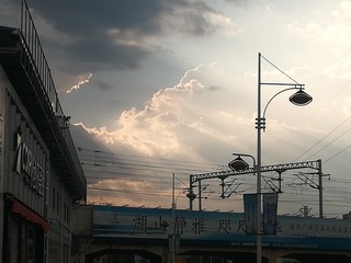 280228