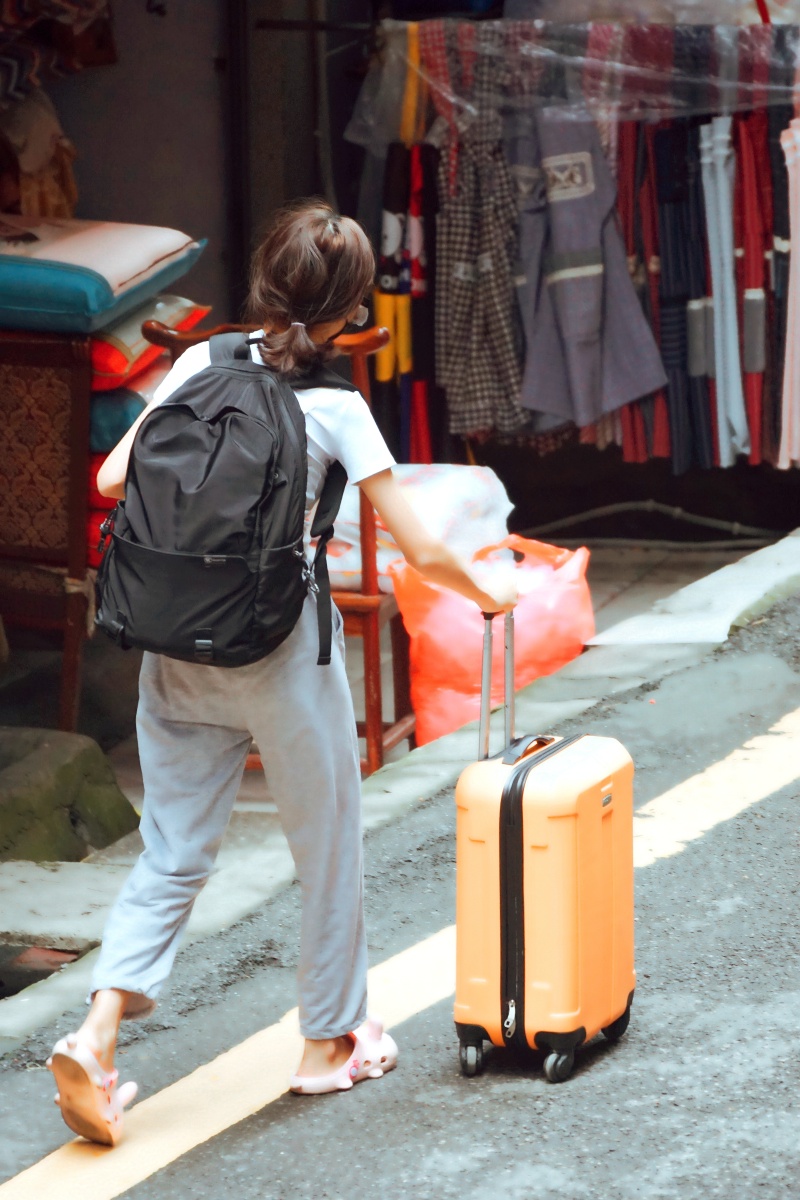 出门在外真不容易