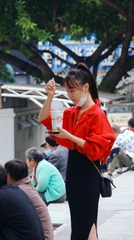 124040