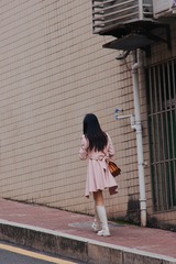 124068