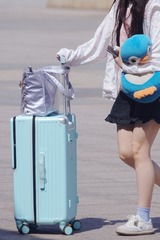 74581