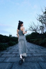 CEC144C0-5F69-4E94-84FA-C44D9E743028/L0/001