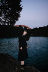 001
