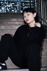 001