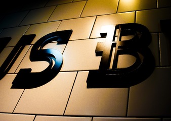 F86012F4-E3C7-4452-9451-A250EF07D11A/L0/001