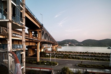 25218BA6-9AC9-4183-B33C-0E11F2D2987E/L0/001