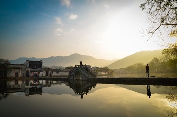 画桥日出.jpg