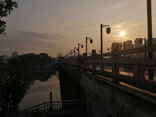 293450