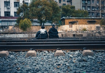 1000072218