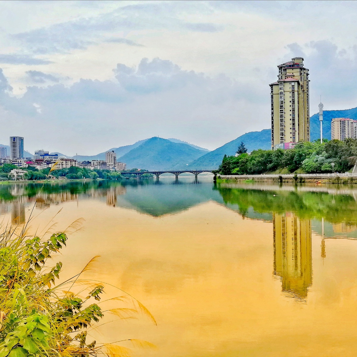 江滨镜像202007华为p10三明随拍