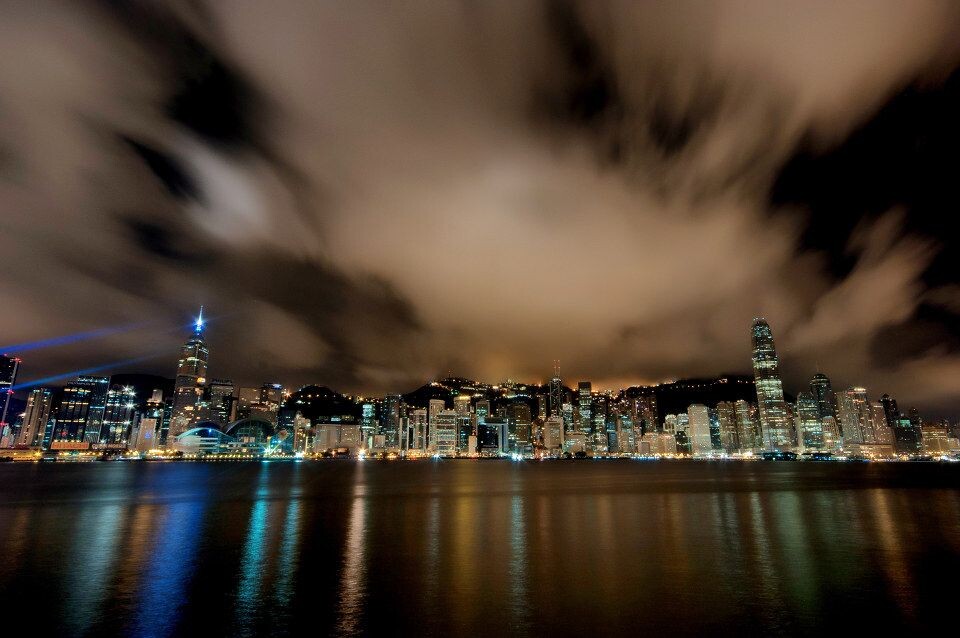 1:00a.m<br />
victoria harbour