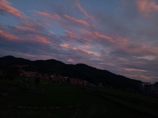 387444