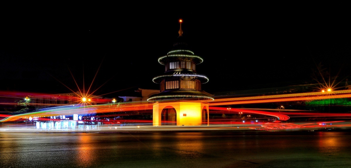 夜幕下的文昌阁