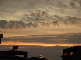 366013