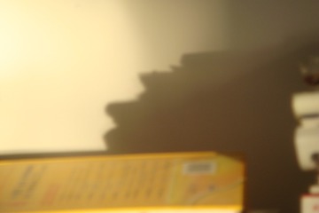 158299