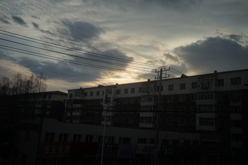 2675767