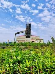 687645