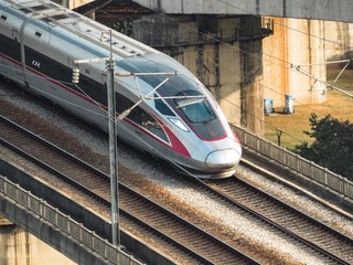 720587