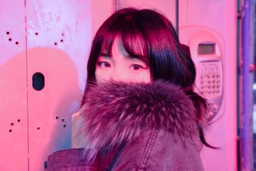 001